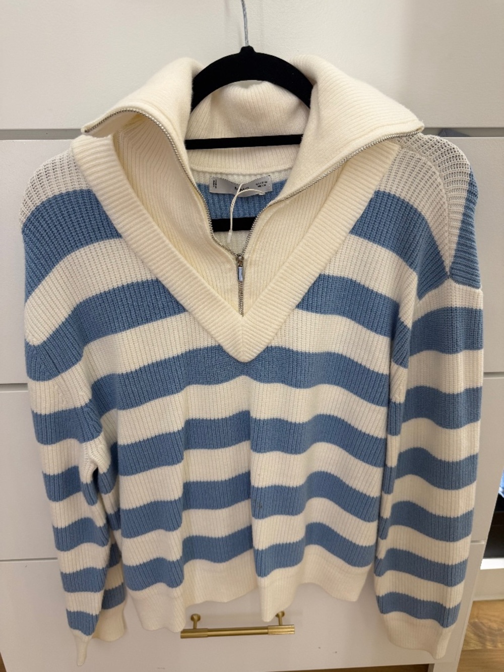 Mango Pullover